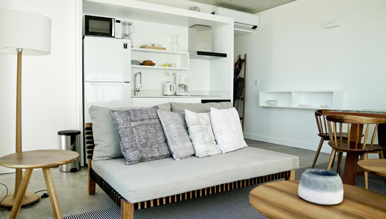 Casagrande Hotel & Beach Club ホセ・イグナシオ エクステリア 写真 A futon sofa