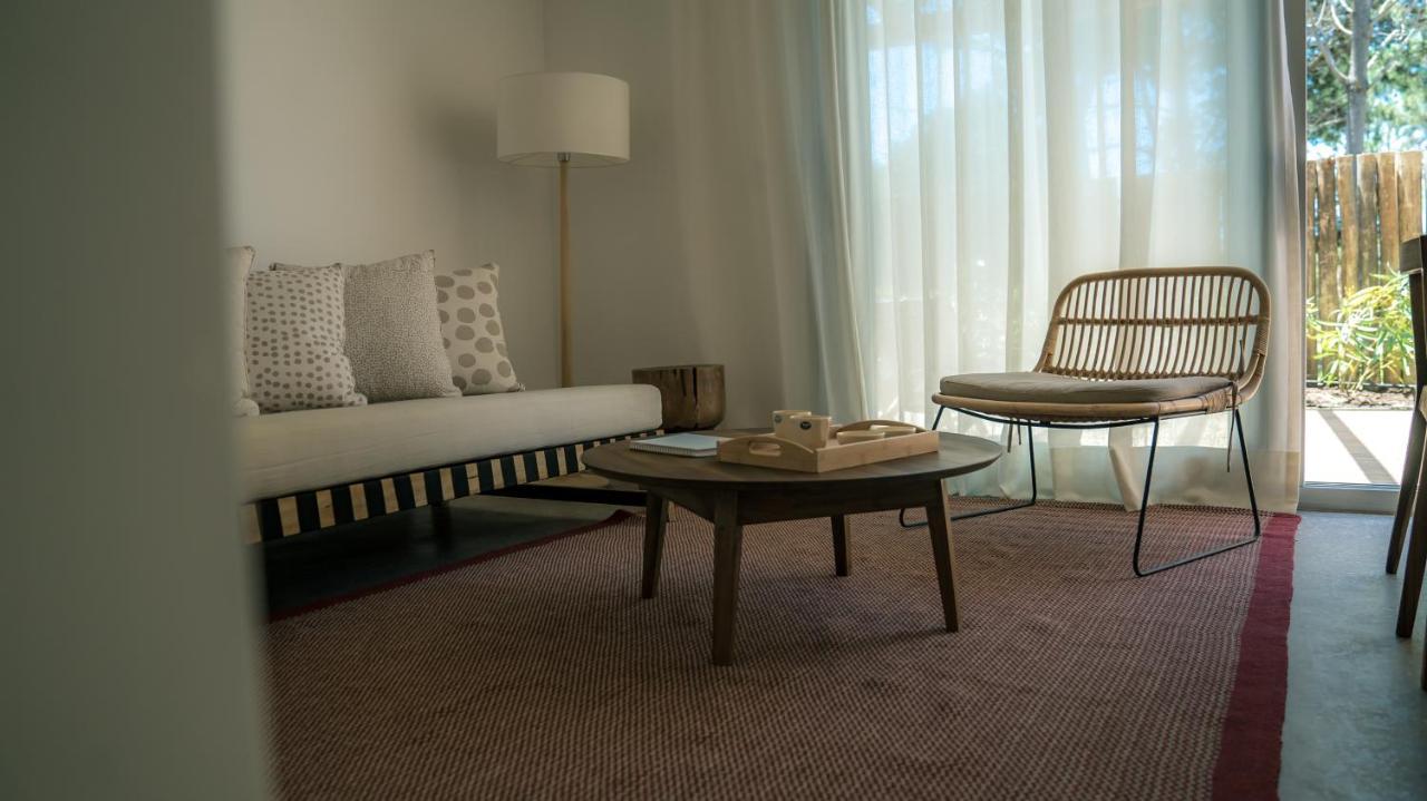 Casagrande Hotel & Beach Club ホセ・イグナシオ エクステリア 写真 A room at the hotel