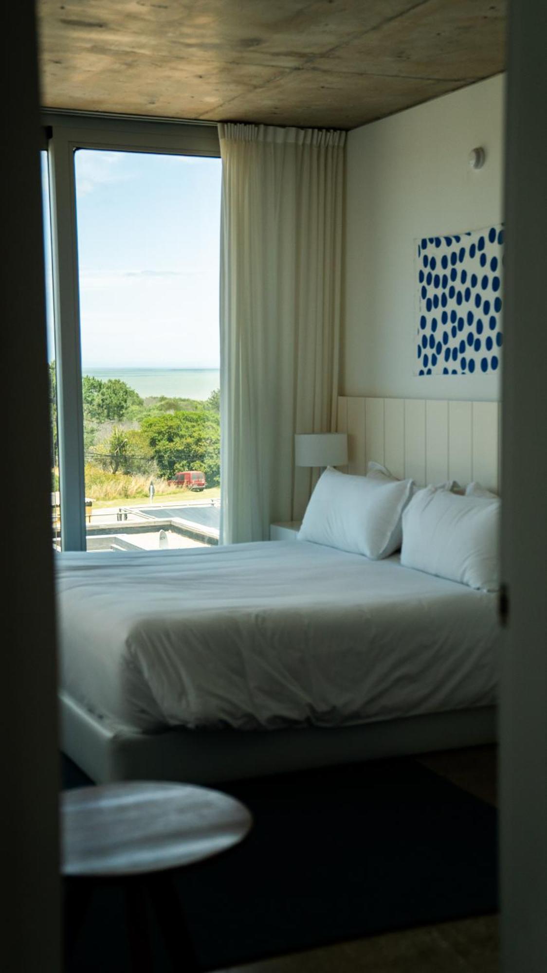 Casagrande Hotel & Beach Club ホセ・イグナシオ エクステリア 写真 A bedroom at the hotel