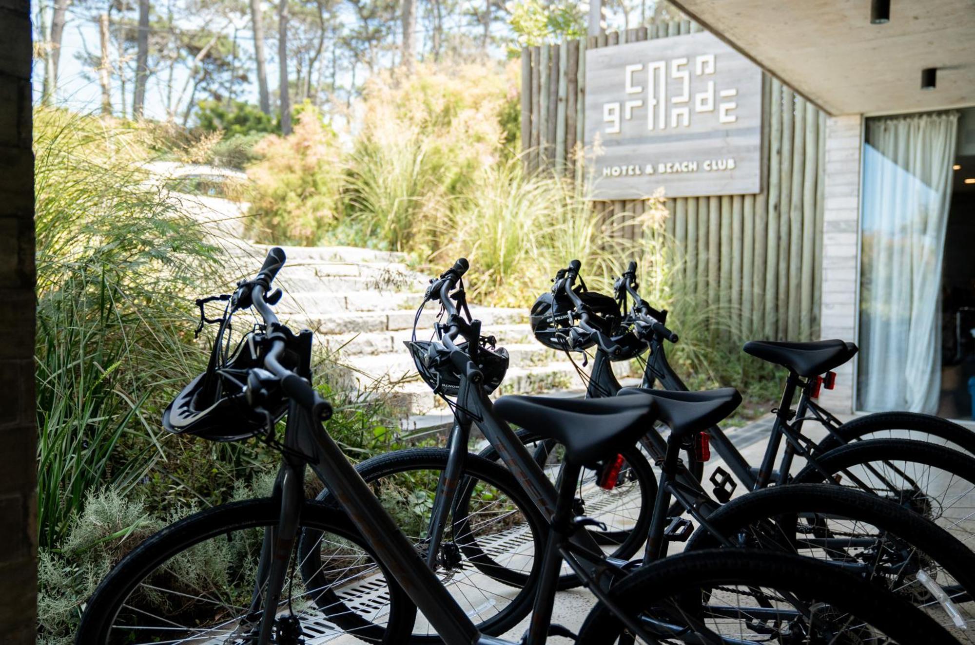 Casagrande Hotel & Beach Club ホセ・イグナシオ エクステリア 写真 The entrance to the SARC