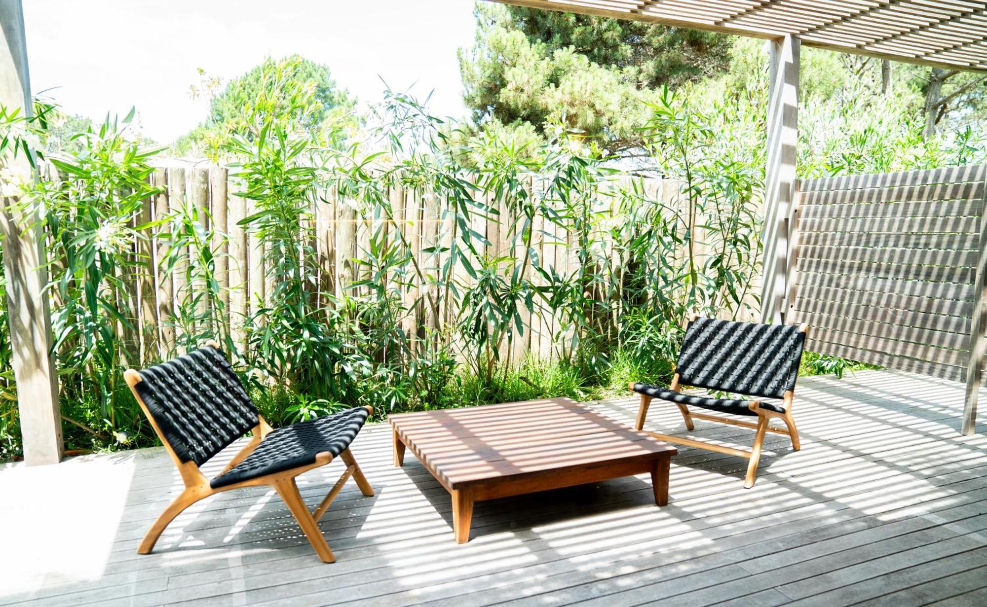 Casagrande Hotel & Beach Club ホセ・イグナシオ エクステリア 写真 The "Butterfly" chair